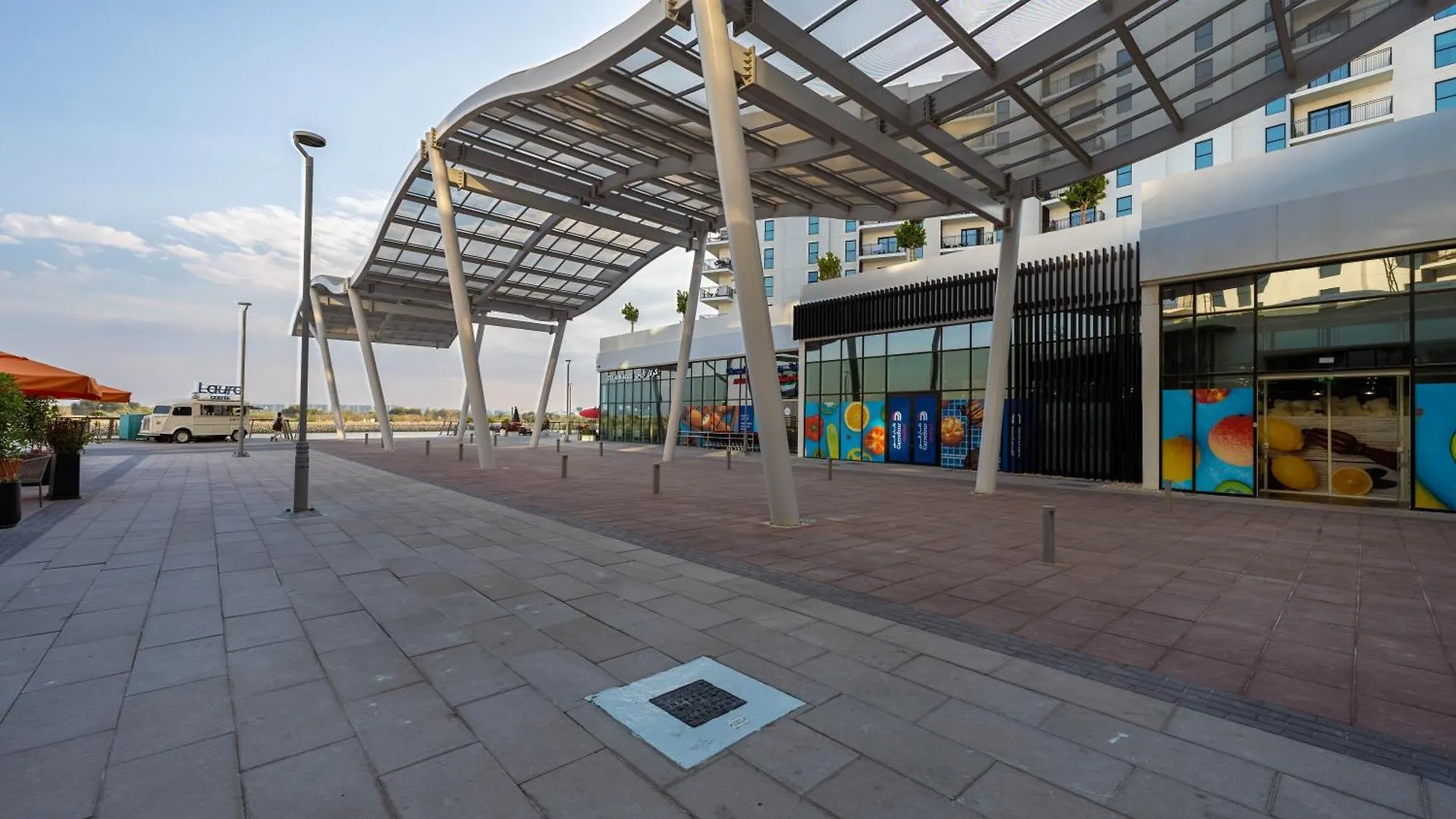 Maison Privee - Exquisite Living With Scenic Canal Vws On Yas Island Abu Dabi Emiratos Árabes Unidos