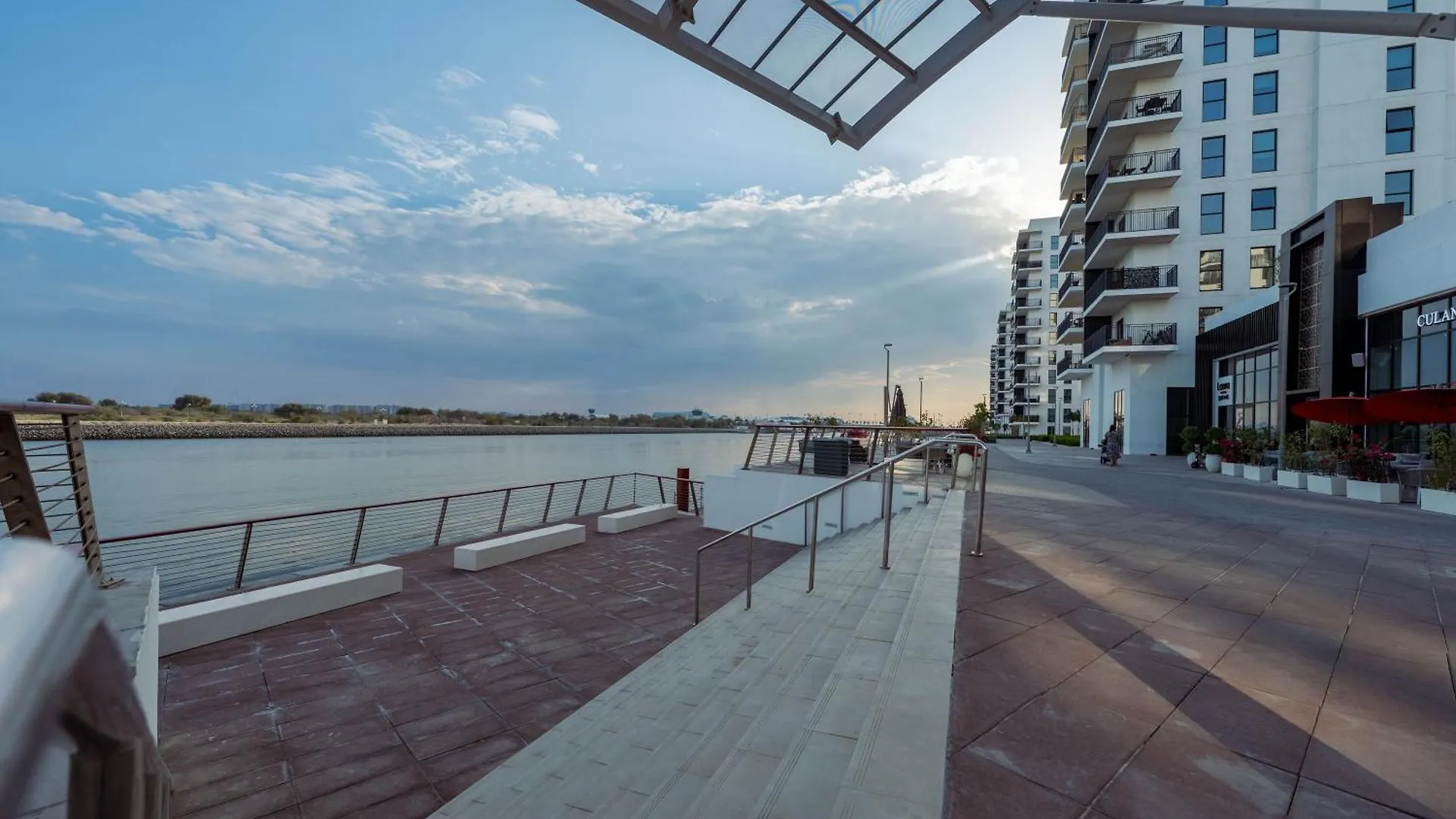 Maison Privee - Exquisite Living With Scenic Canal Vws On Yas Island Abu Dabi Apartamento