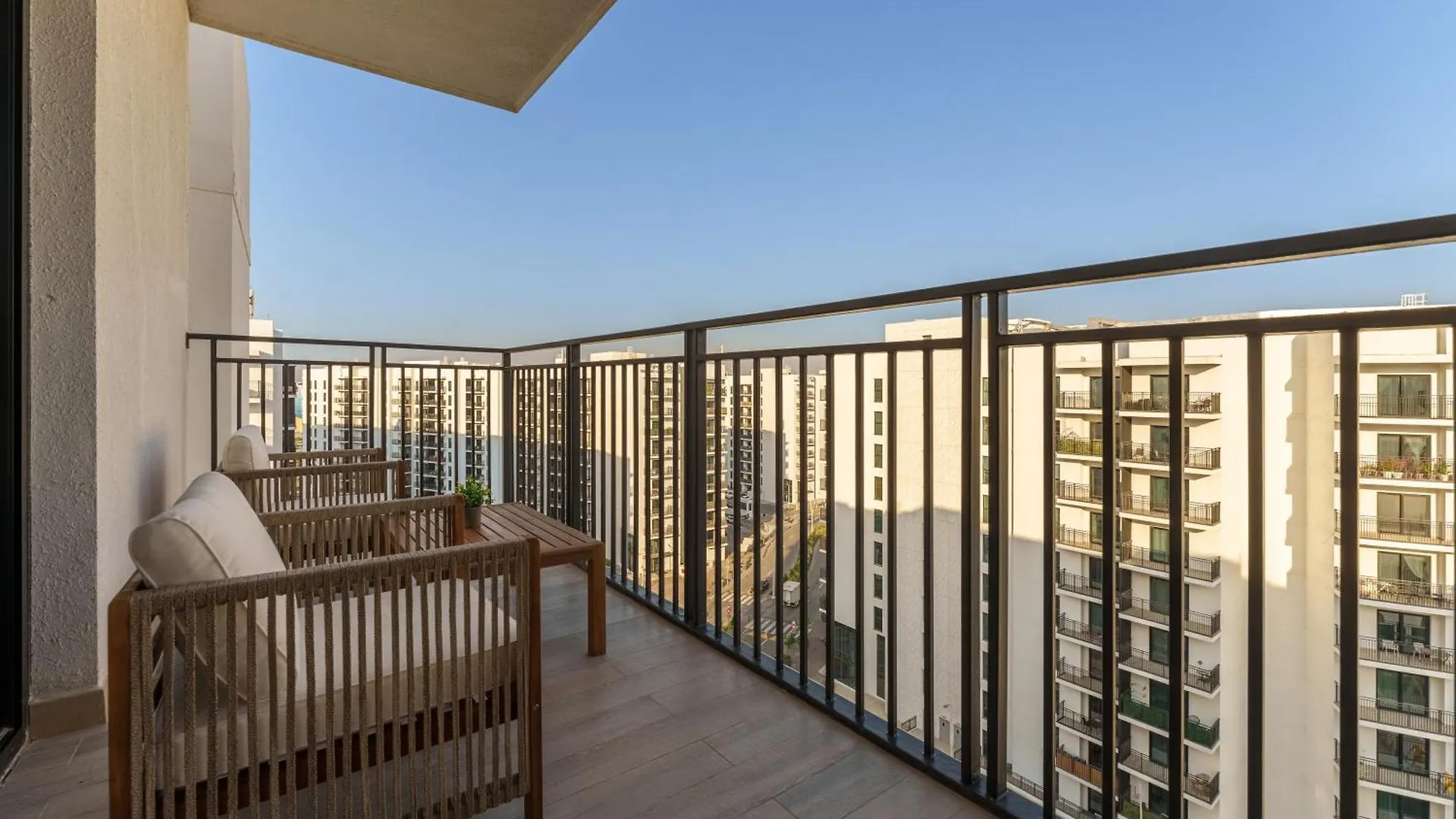 Apartamento Maison Privee - Exquisite Living With Scenic Canal Vws On Yas Island Abu Dabi Emiratos Árabes Unidos